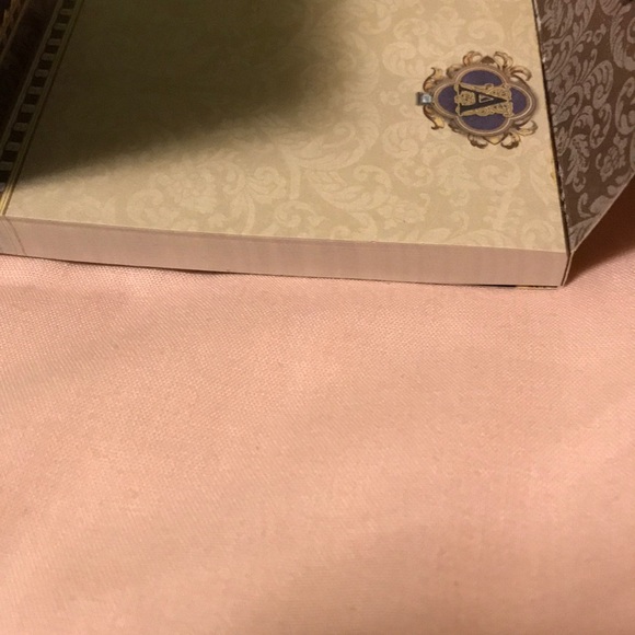 Monogrammed ‘A’ Notepad - Picture 5 of 5